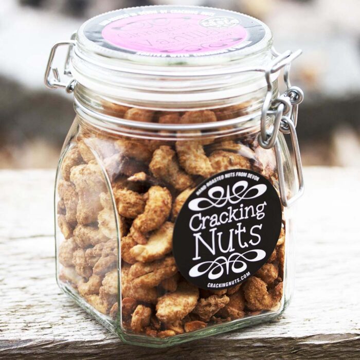 Jar: Cinnamon & Vanilla Cashews (400g)