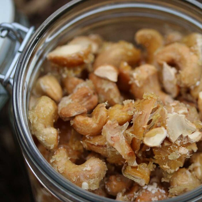 Refill Bag: Salted-Caramel Cashews (500g) - Image 2